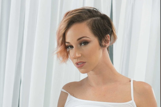 Jada Stevens